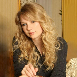 taylor swift curly wigs c004